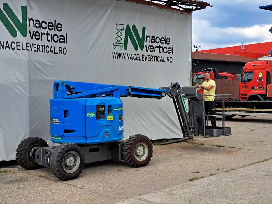 Societate vindem nacela articulata Genie diesel 4x4