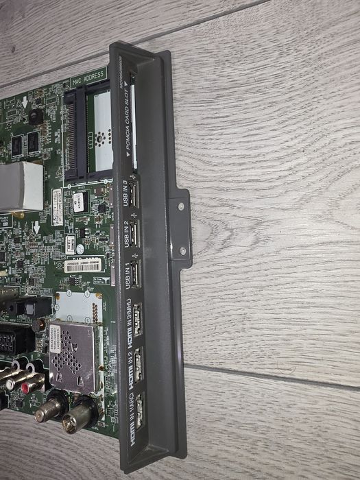 Piese TV LG 42LB650V si 42LB580V placa baza sursa barete LED difuzoare