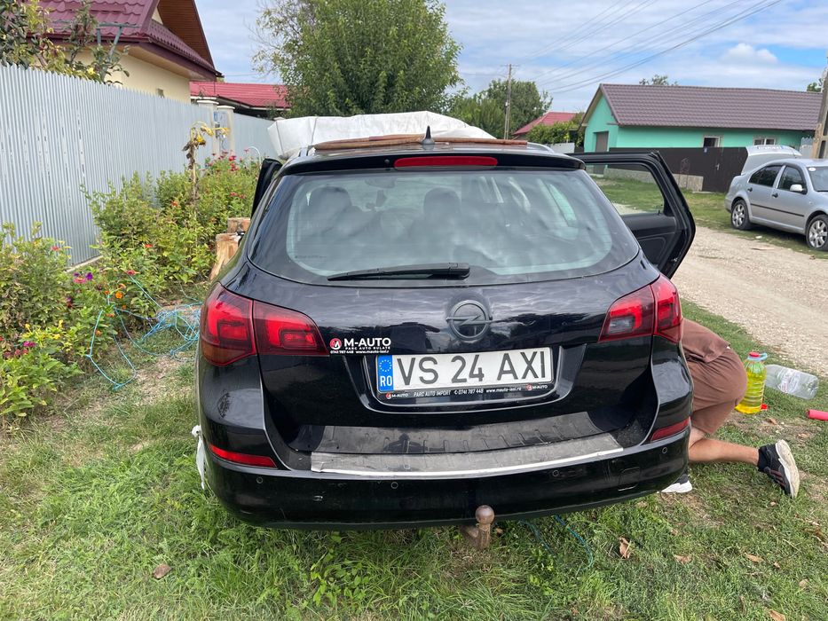 Vand opel astra j