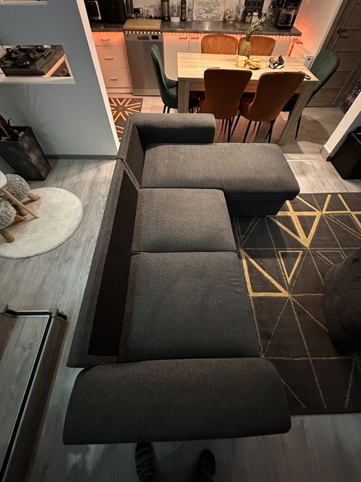 Canapea extensibila gri inchis