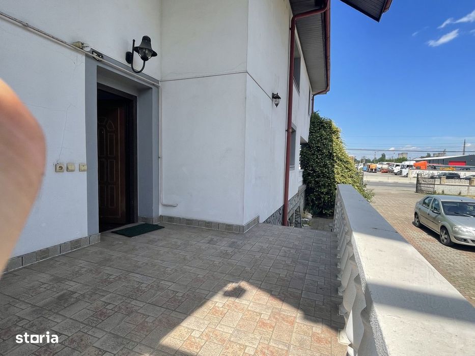 Casa 8 camere– Savinesti