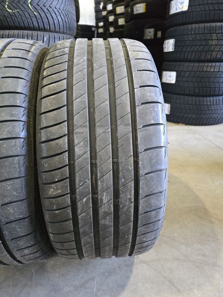 235/35/19 Bridgestone 2piese