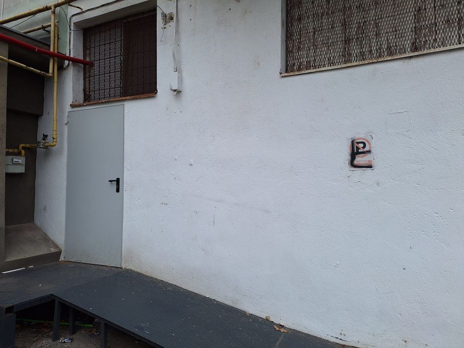 Spatiu Comercial de inchiriat - Ramnicul Sarat 21, sector 3