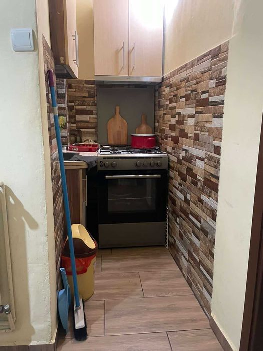 Vand garsoniera in Resita ( Aleea Tineretului )