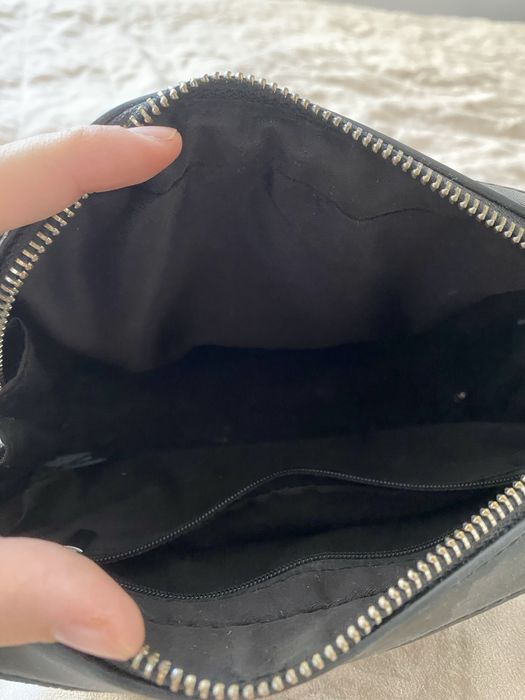 Дамска черна чантичка