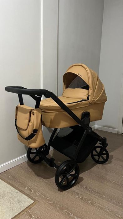 Продам коляску Tutis Mio 3 в 1