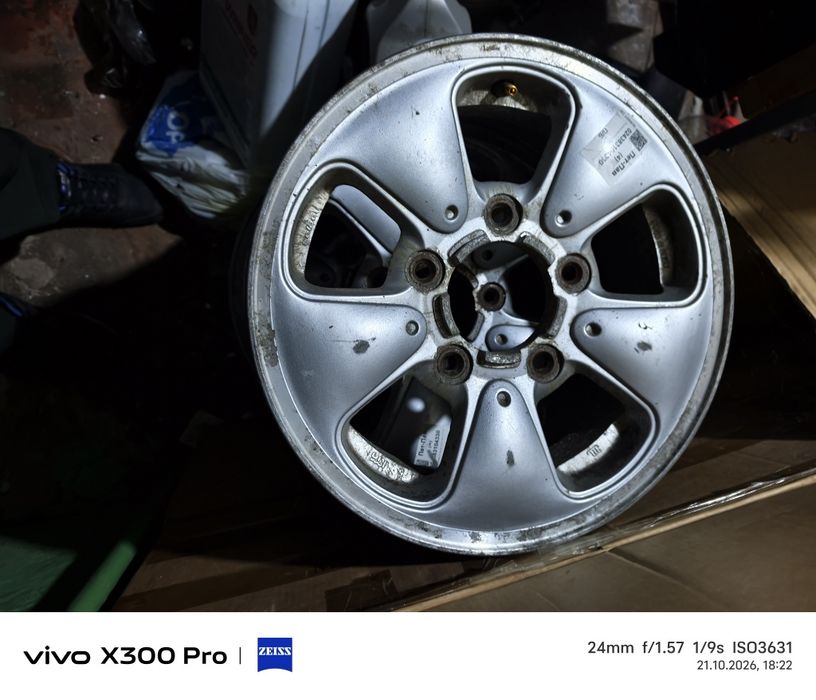Продам диски литьё оригинал кия спортедж 1
