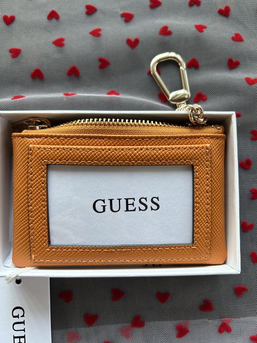 Портмоне Guess ново