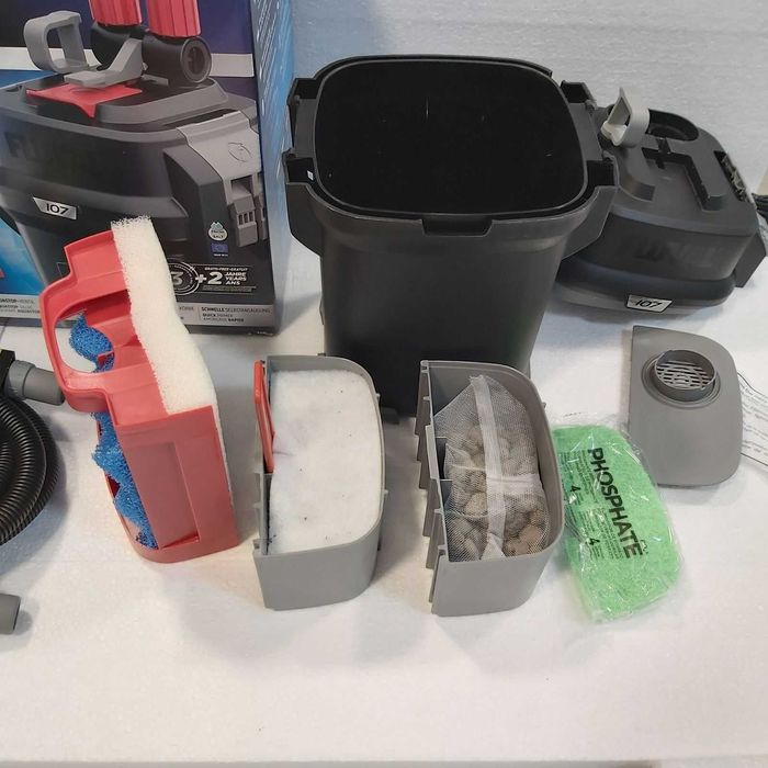 Външен филтър за аквариум FLUVAL 107
