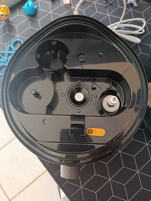 ПРОДАВАМ-  Oвлaжнитeл зa въздyx Deerma Humidifier DEM-F323W