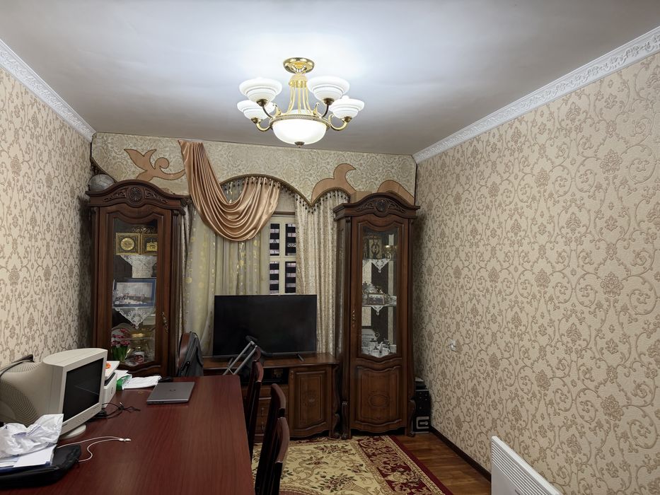 Продаю свою квартиру 78м2  3/4/5 в Юнусабад 19, передалена 4-комнатную