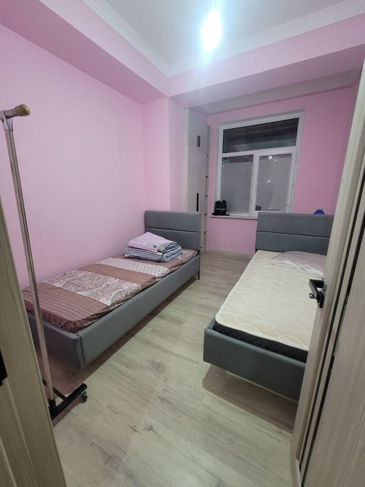 Бодомзор ва Минор метроси якинда 2хонали квартира бор ижарага бераман