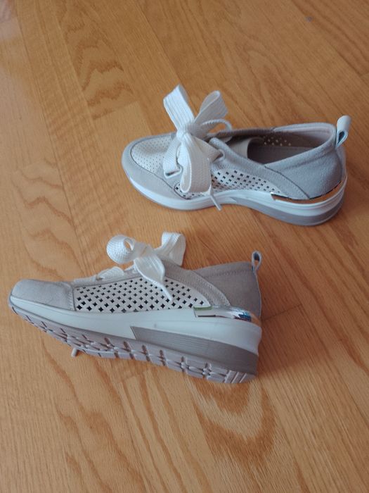 Дамски обувки 36