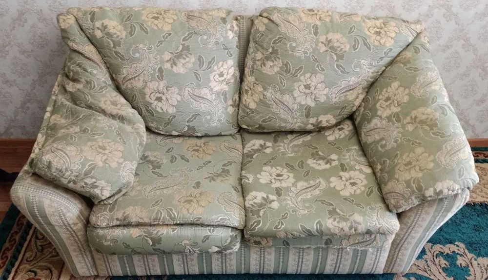 Продам Диван 155x95см