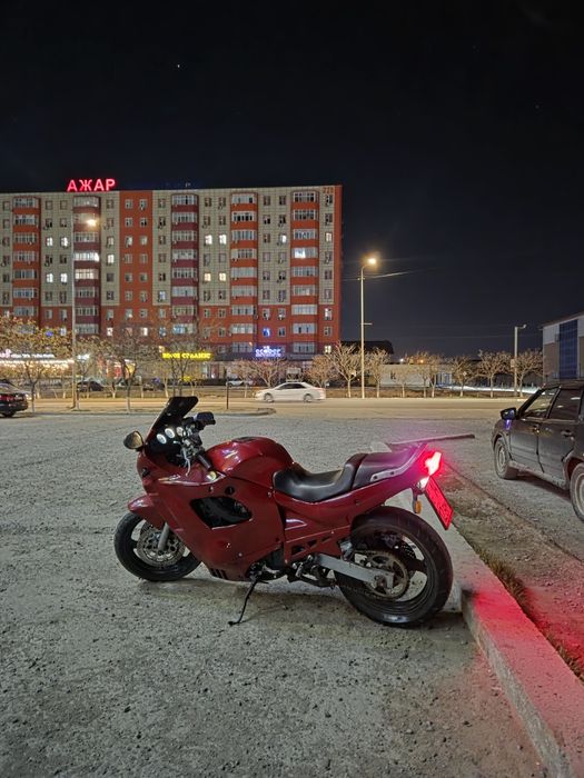 Suzuki gsx-600  катана