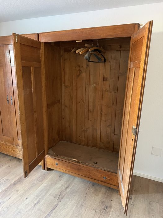 Vand dormitor lemn masiv rustic