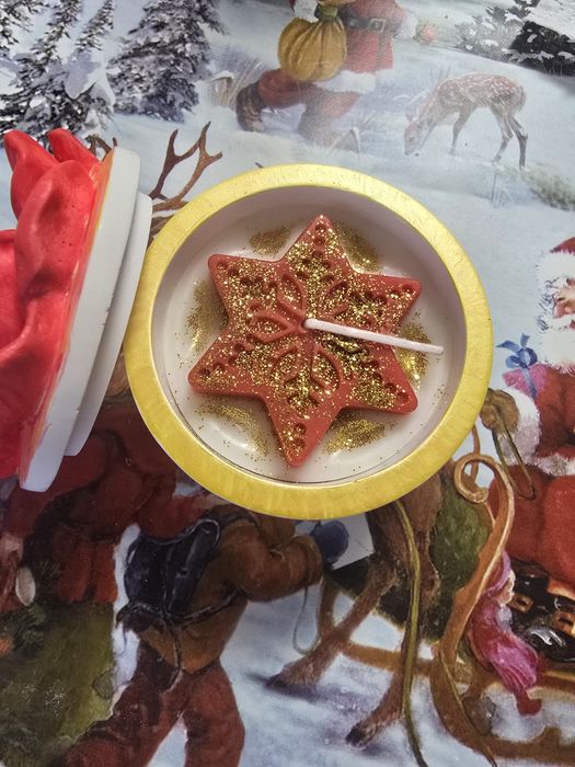 Ароматни цветя от соев и пчелен восък