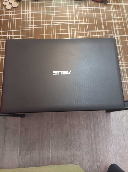 Лаптоп Asus sonic master