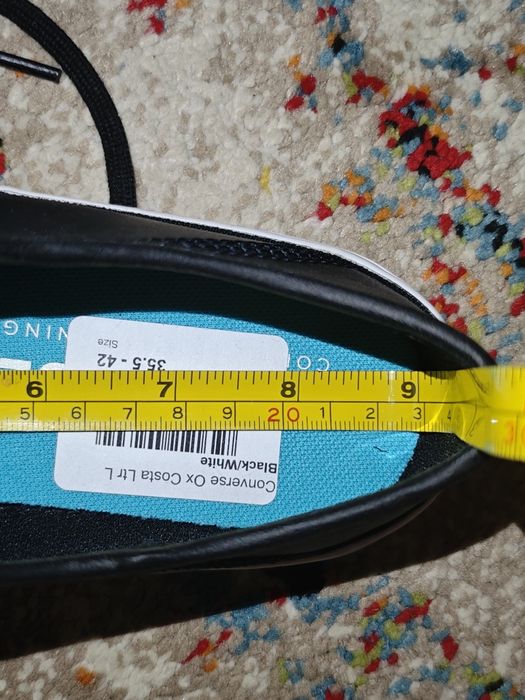 Tenesi Converse marime 35.5 potrivit la 37