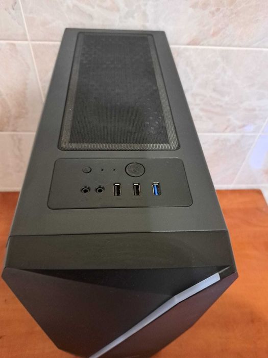 PC Gaming - Intel I5 12400F, 16 GB DDR4, RTX 5060 Ti WINDFORCE OC 16 GB, SSD 500 GB