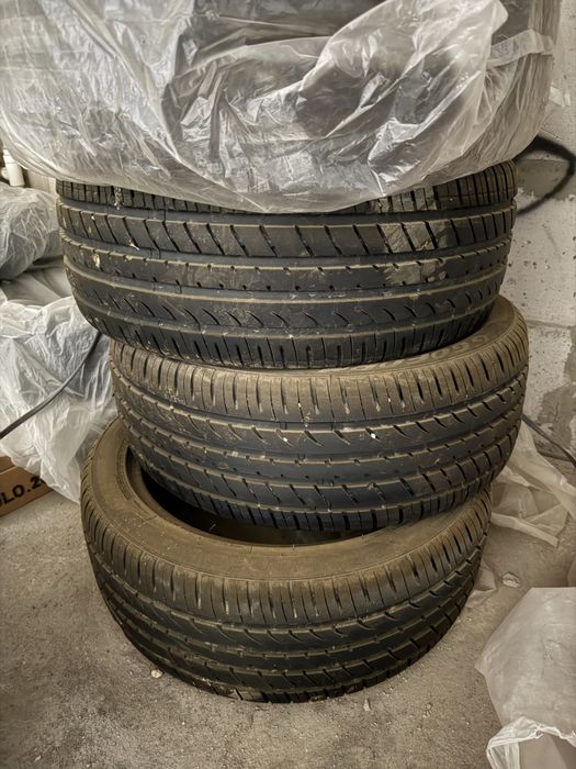 Продам комплект летней резины 245/45/19