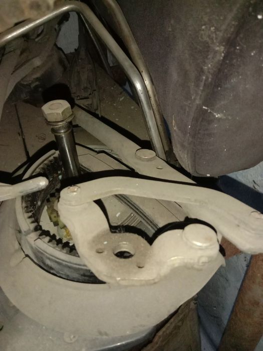 Запчасти бмв е 38