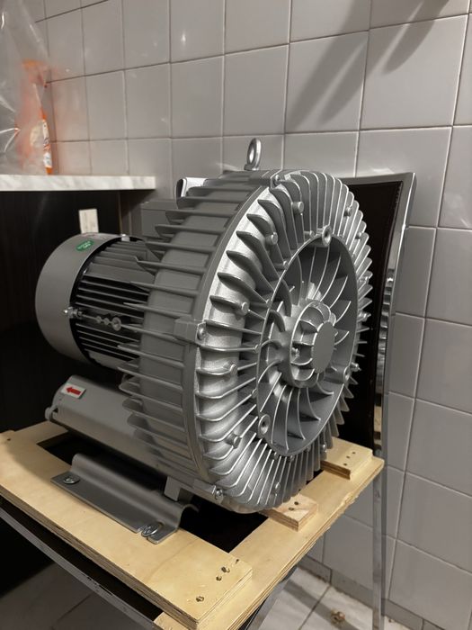 Професионална Вакуум Помпа / Бловер SEKO 3kW