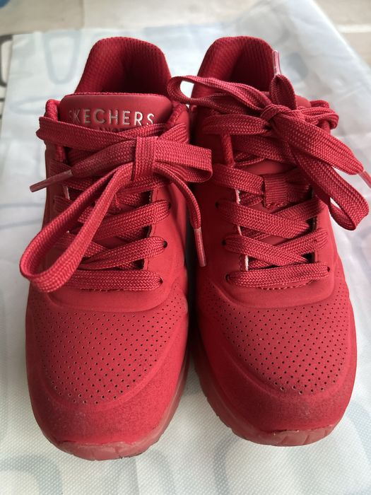 Incaltari marimea 32-33