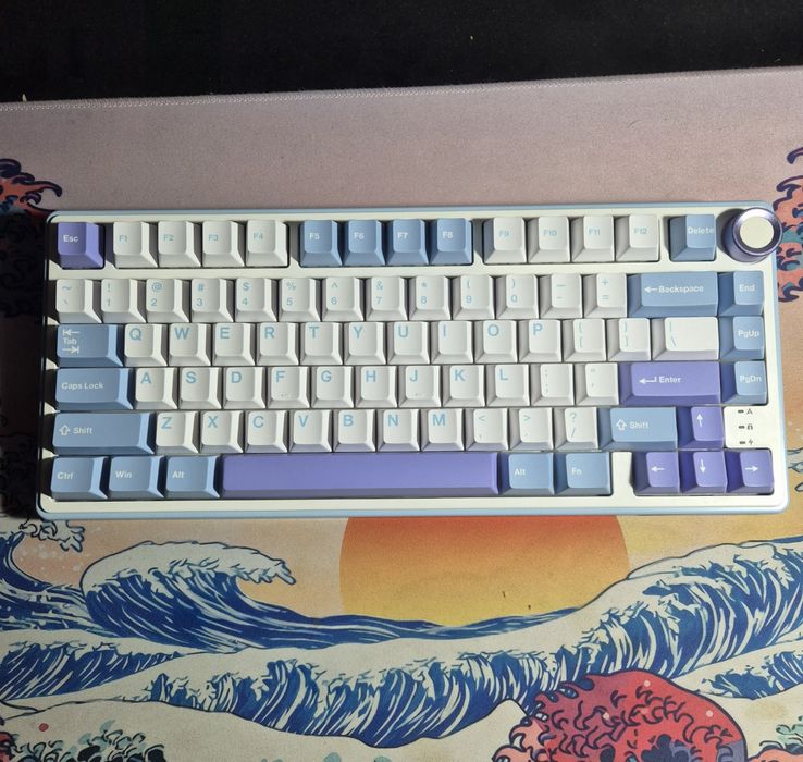 Royal kludge r75 tri mode