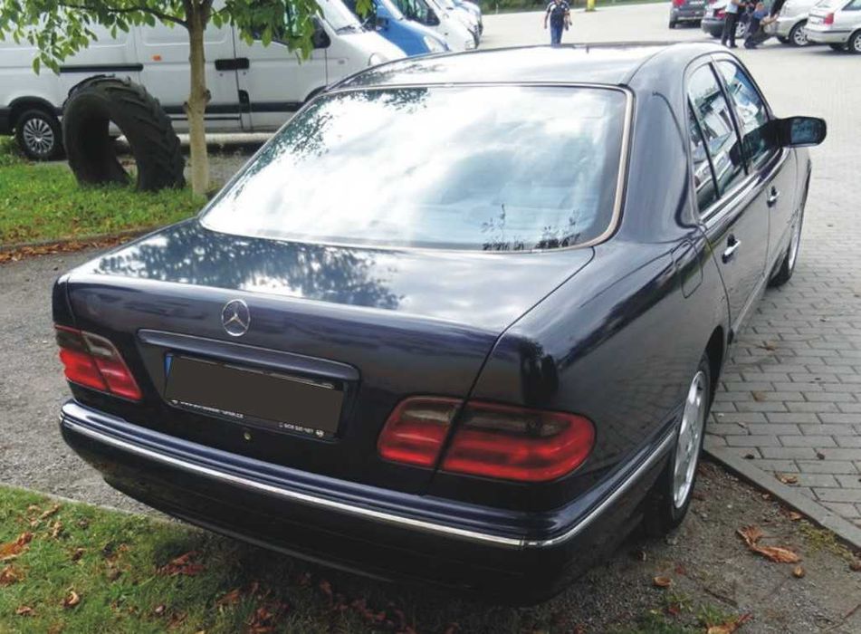 ЧАСТИ Мерцедес E класа 1996-2003г Mercedes Benz Е classе  W210