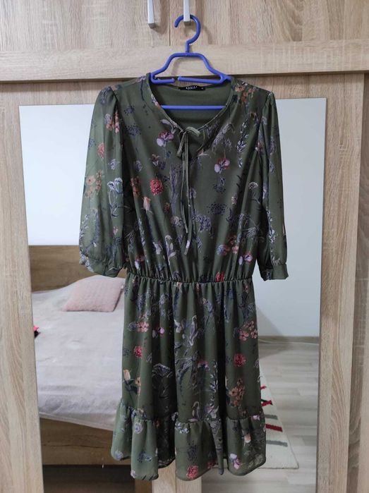 Rochie de vara MOHITO, marimea XS - NOUA