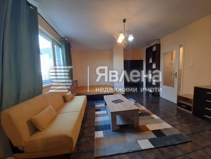 Дава се под наем Двустаен апартамент в Варна, ВИНС - 55 кв.м за 380 € - Снимка #1