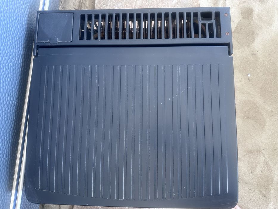 Dometic RC2200EGP ,12в,220в и газ, 41л, перфектен