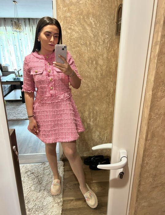 Кукленска рокля от букле