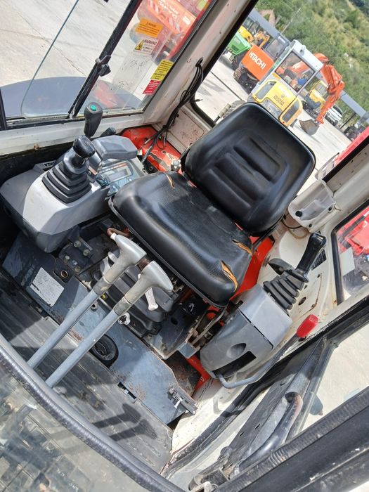 Miniexcavator Kubota kx 61 2,7 tone