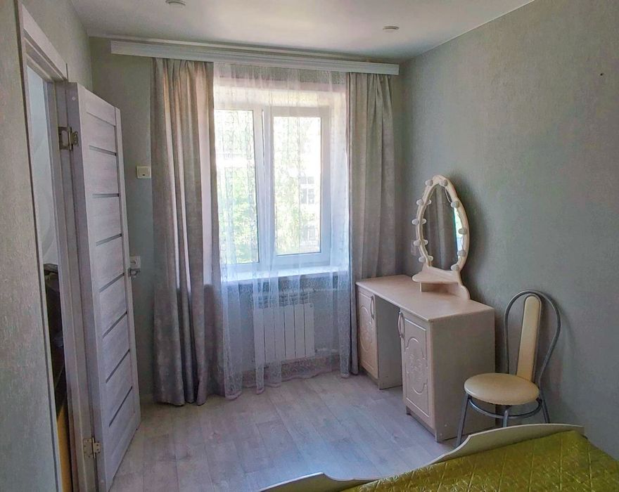 Продам 2-комнатную кв. с мебелью