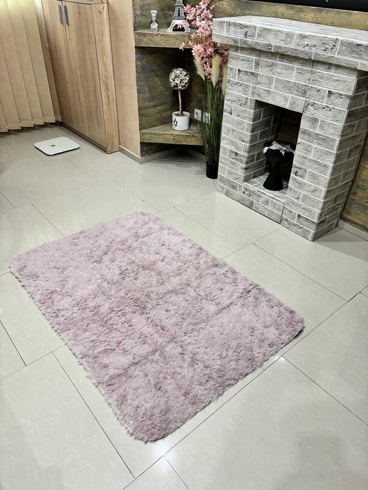 Килим в светло лилаво/розово
