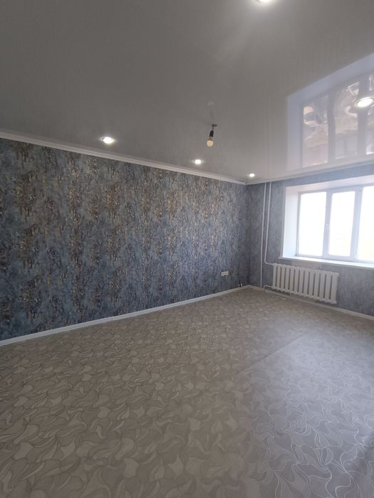 Продаётся 2 комн квартира ОКТ