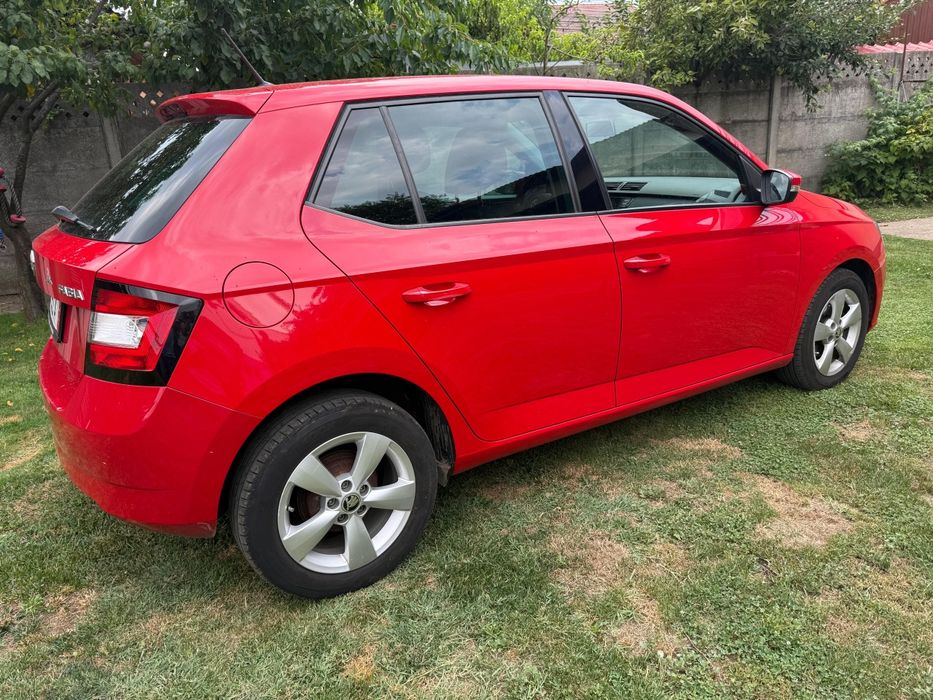 Vând skoda Fabia 1.0 euro 6,klima , an 2017