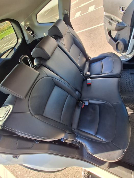 Vând Nissan Qashqai +2 Euro 5 2.0dci