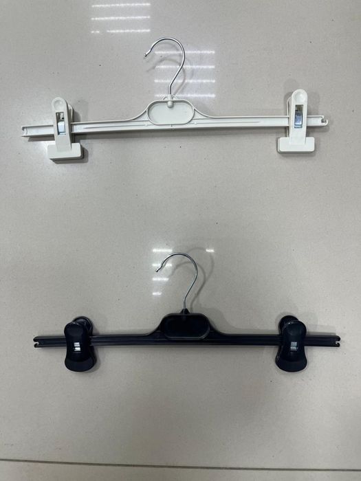 Продаются вешалки по 100тг