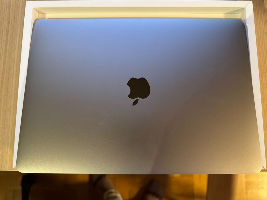 Лаптоп 13.3' Apple MacBook Pro M1 2020 SpaceGray 8GB RAM/256 GB SSD