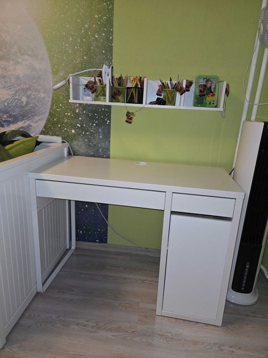 Бюро от Икея  99лв.