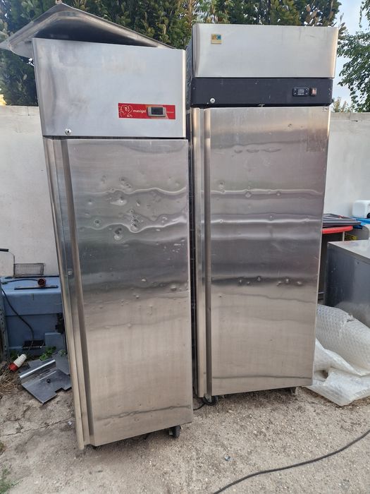 Vitrina calda sau frigorifica, dulap frigorific inox, masa rece,