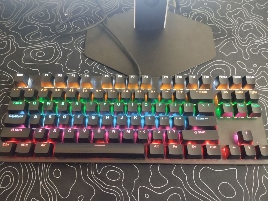 продам клавиатуру механическую