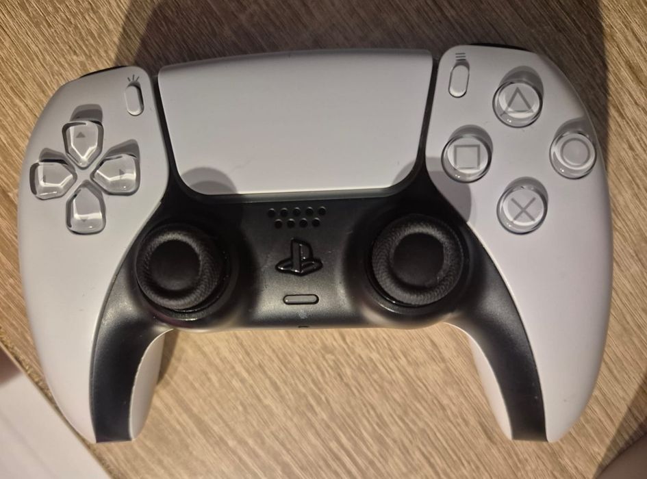 Consola PS5 slim disk edition 1TB plus gamepad Sony original