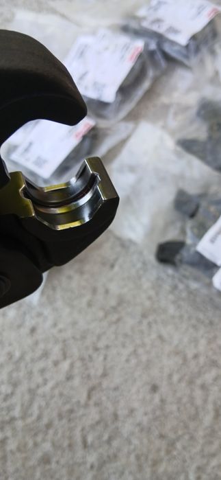 Челюсти на Hilti -mini