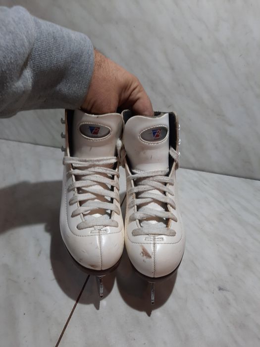 Patine gheata profesionale patinaj artistic 52 Riedell marime eu  30