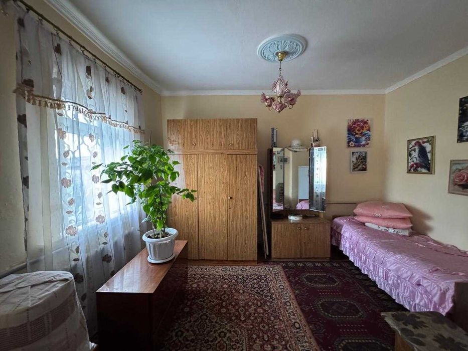 Продам 4-х  дом по Матросова