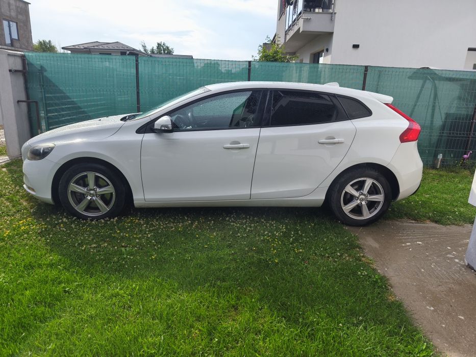 Volvo V40 / 2.0/ Automata